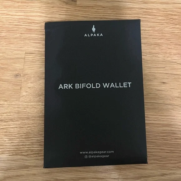 Matte Black Flexible Key and Card Holder - Picture 2 of 8